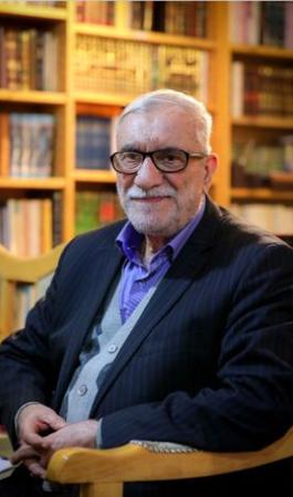 University professor considered staying away of Quran as factors of lack of unity