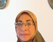 باحثة وناشطة اجتماعية