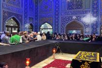 ادای احترام میهمانان کنفرانس به امام شهید وحدت